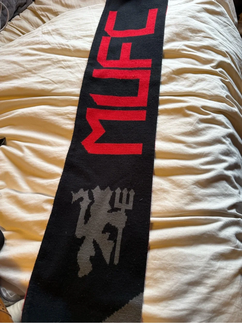 Nike Football Scarf Soccer FC Manchester United Red Devils Double Sided MUFC